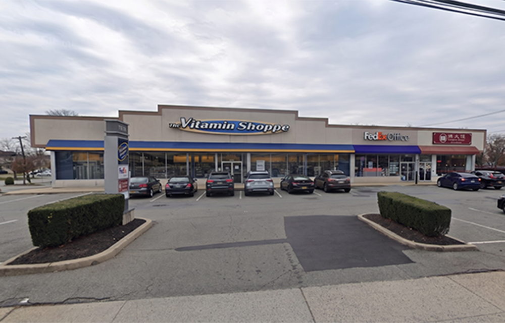 Silber Investment Properties brokers $17 million sale of two shopping centers for Castle Bay Management